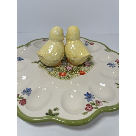 Egg Platter With 2 Baby Chics, Butterfly & Tulips. Vintage 10” Diameter - Picture 6 of 16